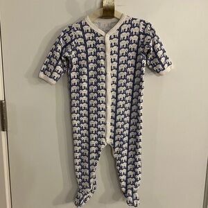 Roller Rabbit Navy and Cream Elephant Footie